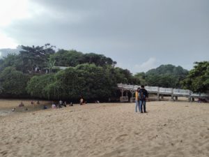 Info-wisata-dan-wahana-di-Pantai-Balekambang-Malang-image-13.jpg